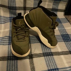 Jordan- 10c olive green- no box